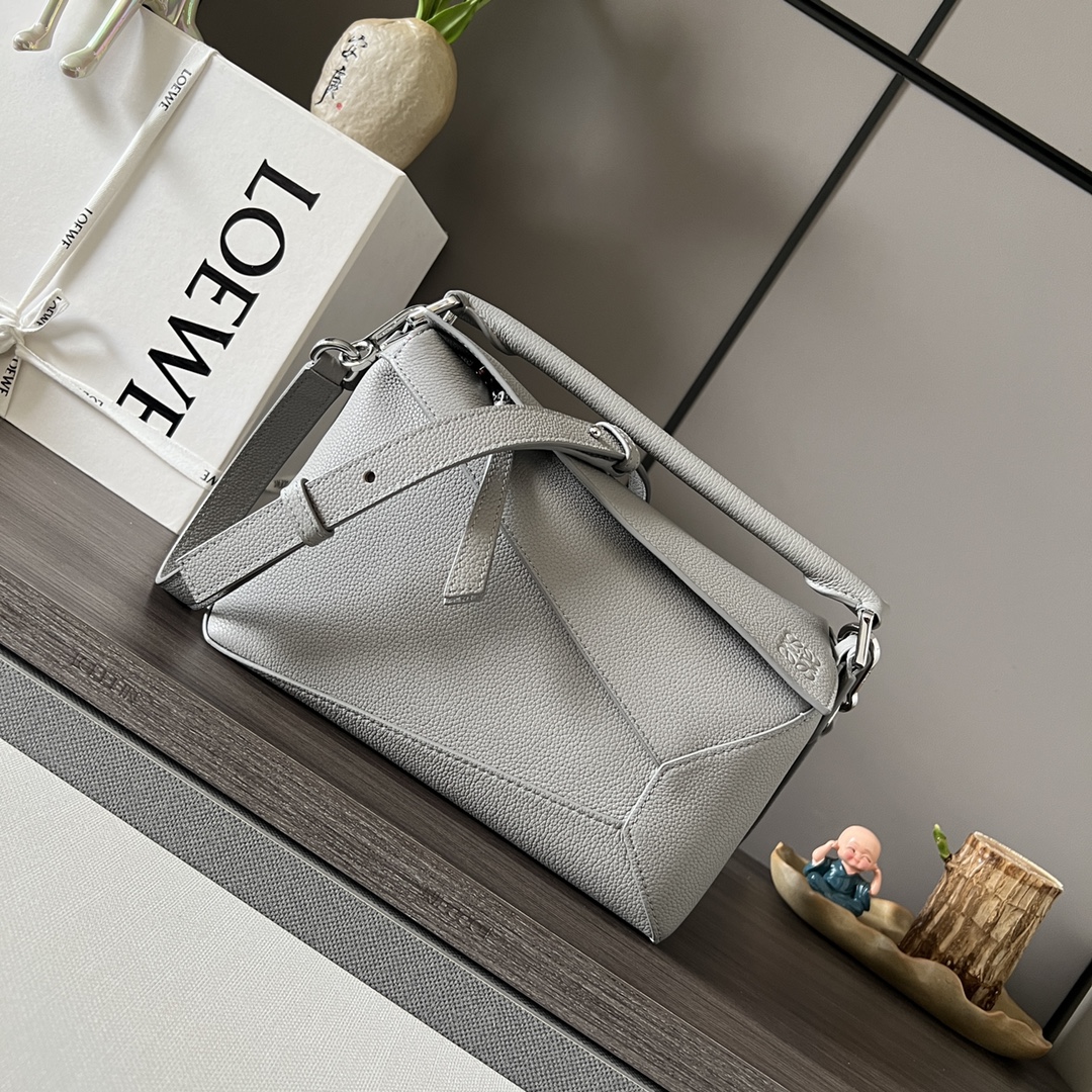 Loewe Puzzle Bags